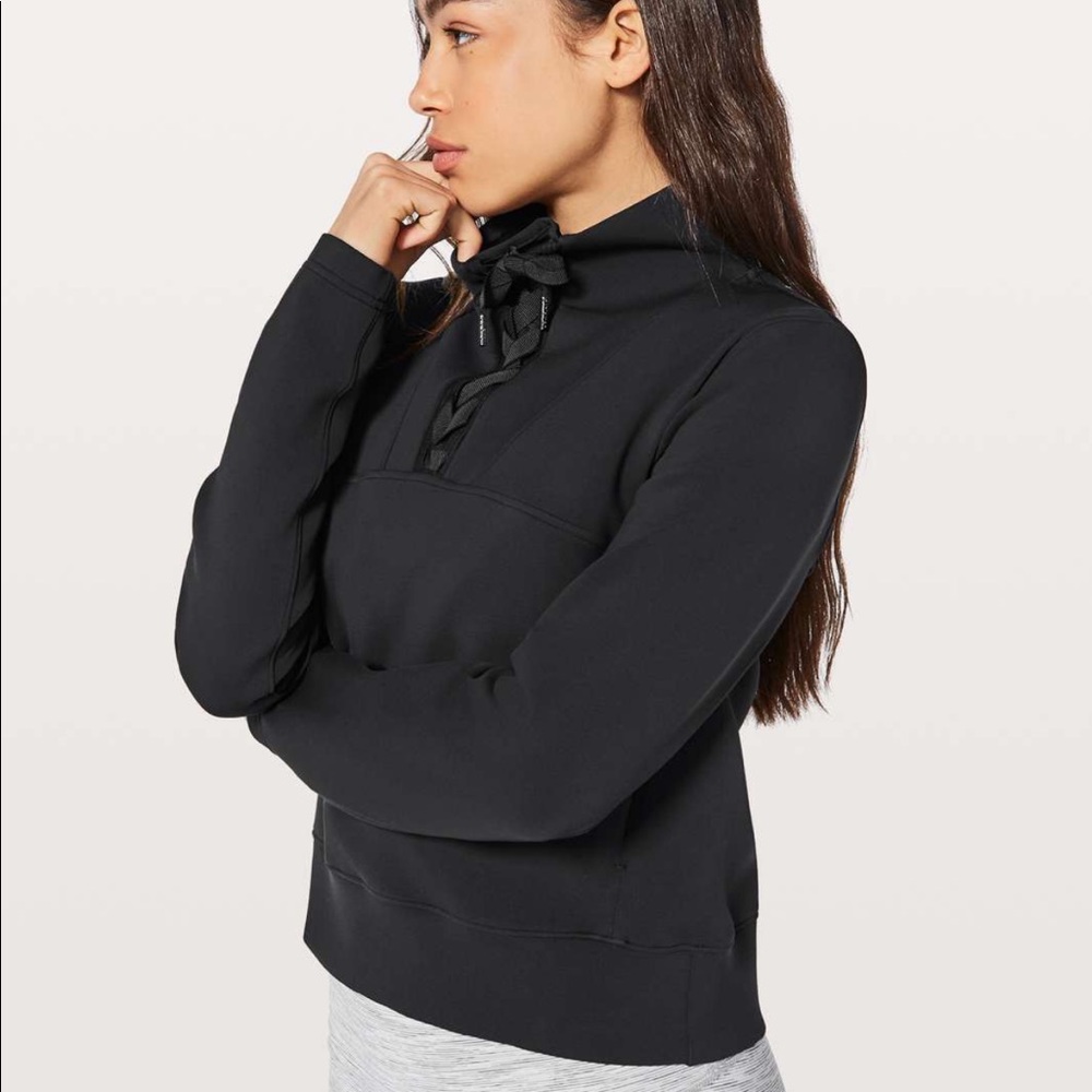 Lululemon Tied To You Pullover ⭐️⭐️⭐️like new